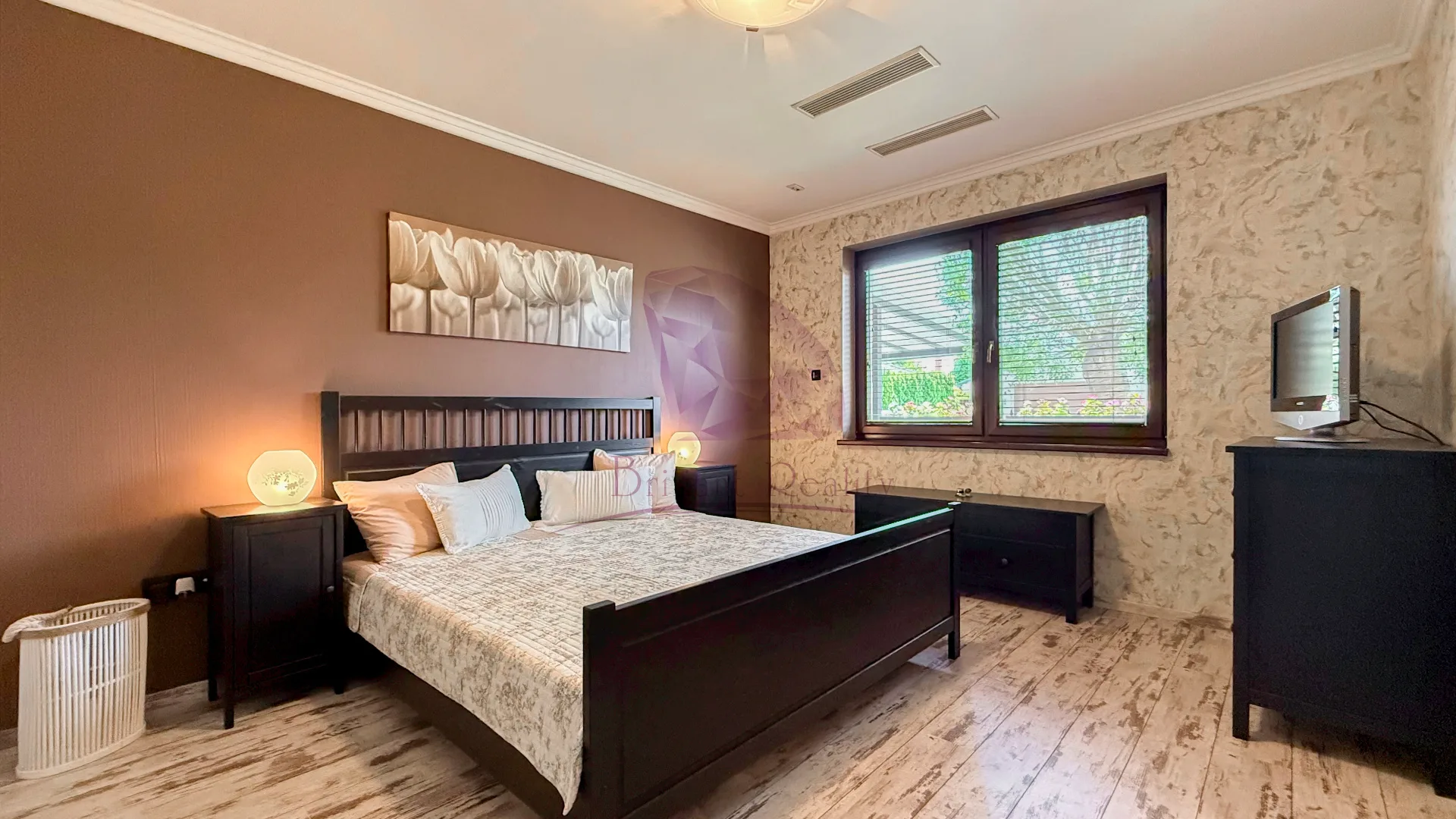 Exkluzívna ponuka: Luxusná vila s vlastnou plážou a priamym vstupom do jazera v obci Reca - foto 23