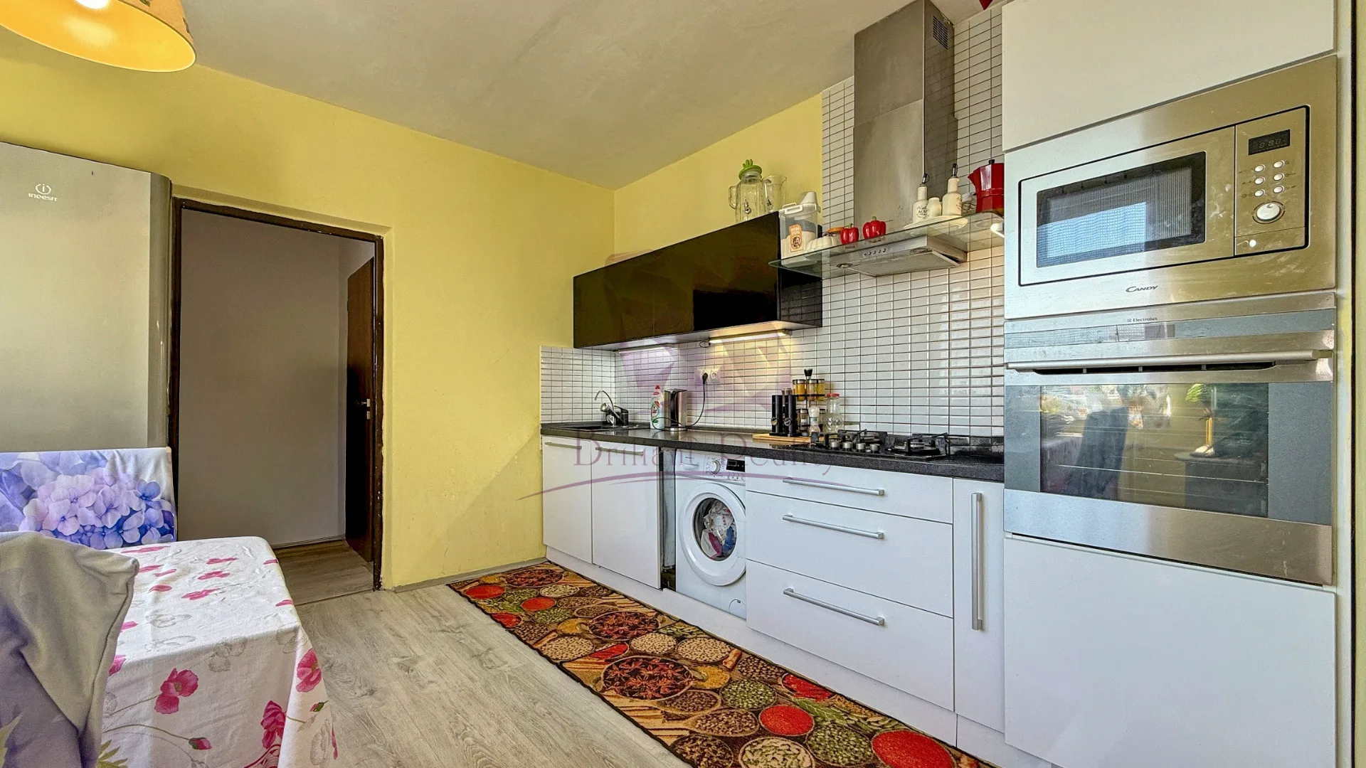 3-izbový byt po kompletnej rekonštrukcii s balkónom vo vyhľadávanej lokalite Clementisove sady – Galanta - foto 6