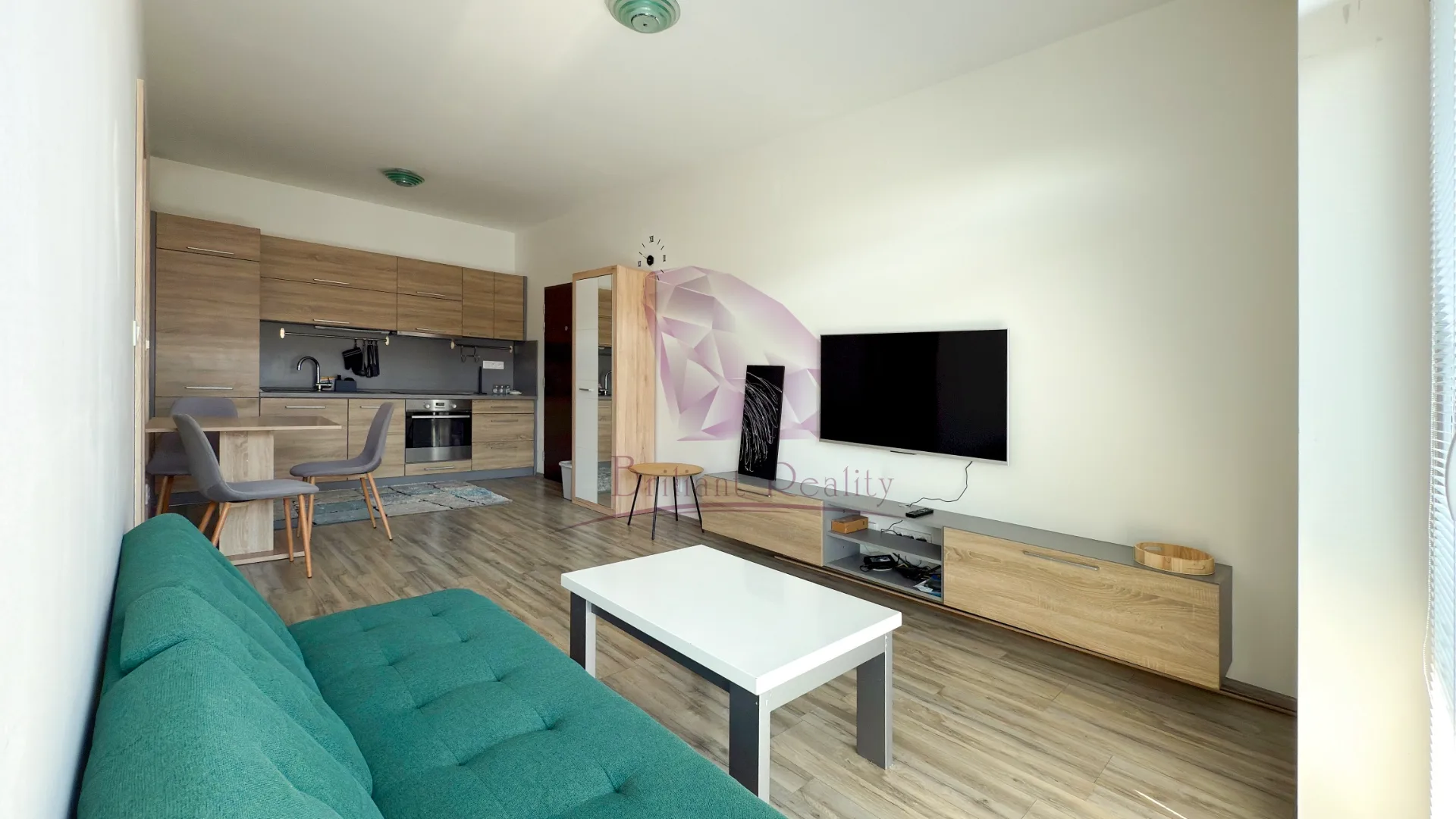 Prenájom štýlového 2-izbového bytu s balkónom a parkovaním v obľúbenej lokalite Nová Tehelňa – Senec - foto 4