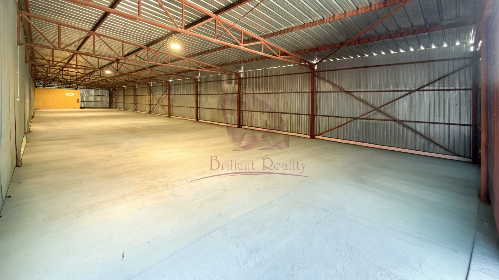 Na prenájom hala o výmere 400 m2 Staviteľská 3 Bratislava - foto 6