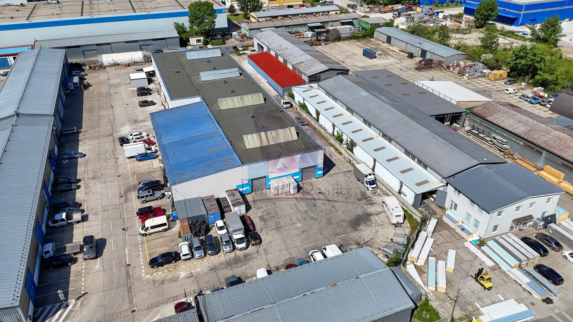 Na prenájom hala o výmere 400 m2 Staviteľská 3 Bratislava - foto 13
