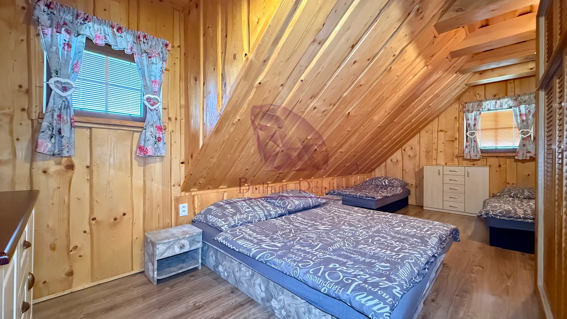 Predaj 4 izbového rodinného domu v Zázrivej - ideálny aj ako víkendové sídlo či rekreačná chata - foto 21