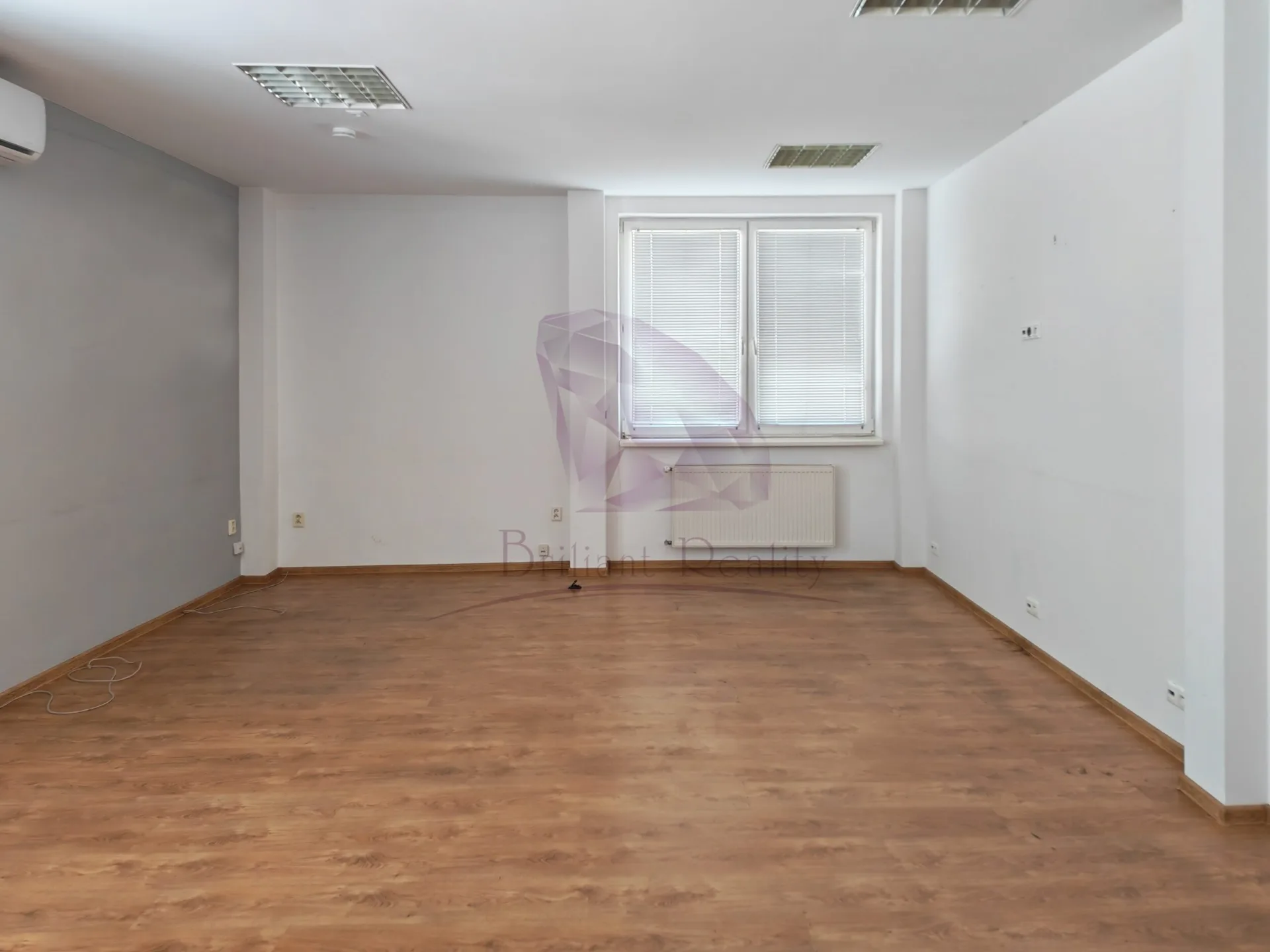 Logistický park na predaj - foto 9