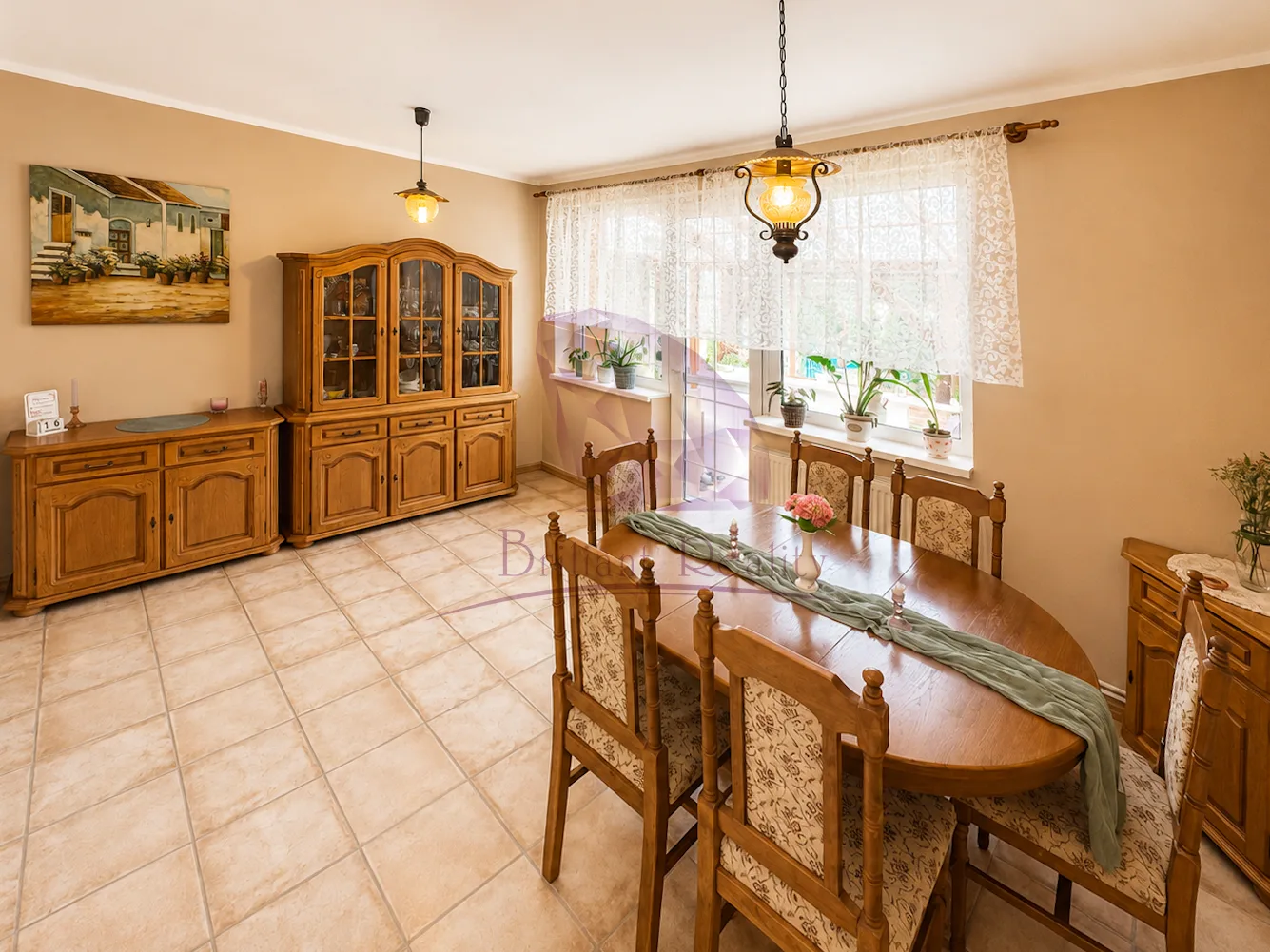 7-izbový rodinný dom s čarovnou záhradou a samostatným apartmánom v srdci Bernolákova - foto 8