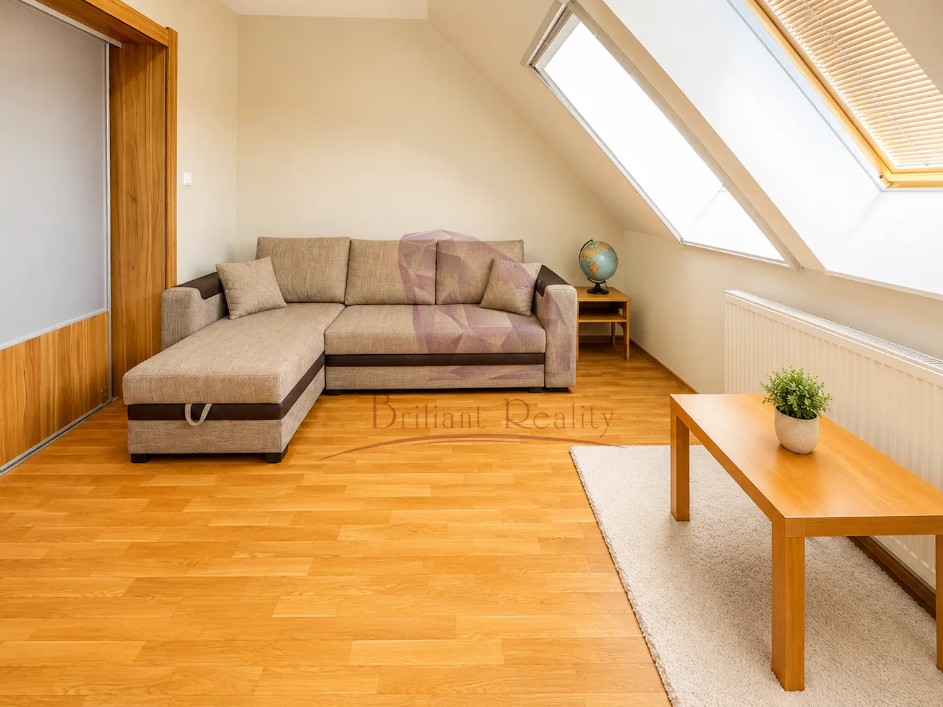 7-izbový rodinný dom s čarovnou záhradou a samostatným apartmánom v srdci Bernolákova - foto 12