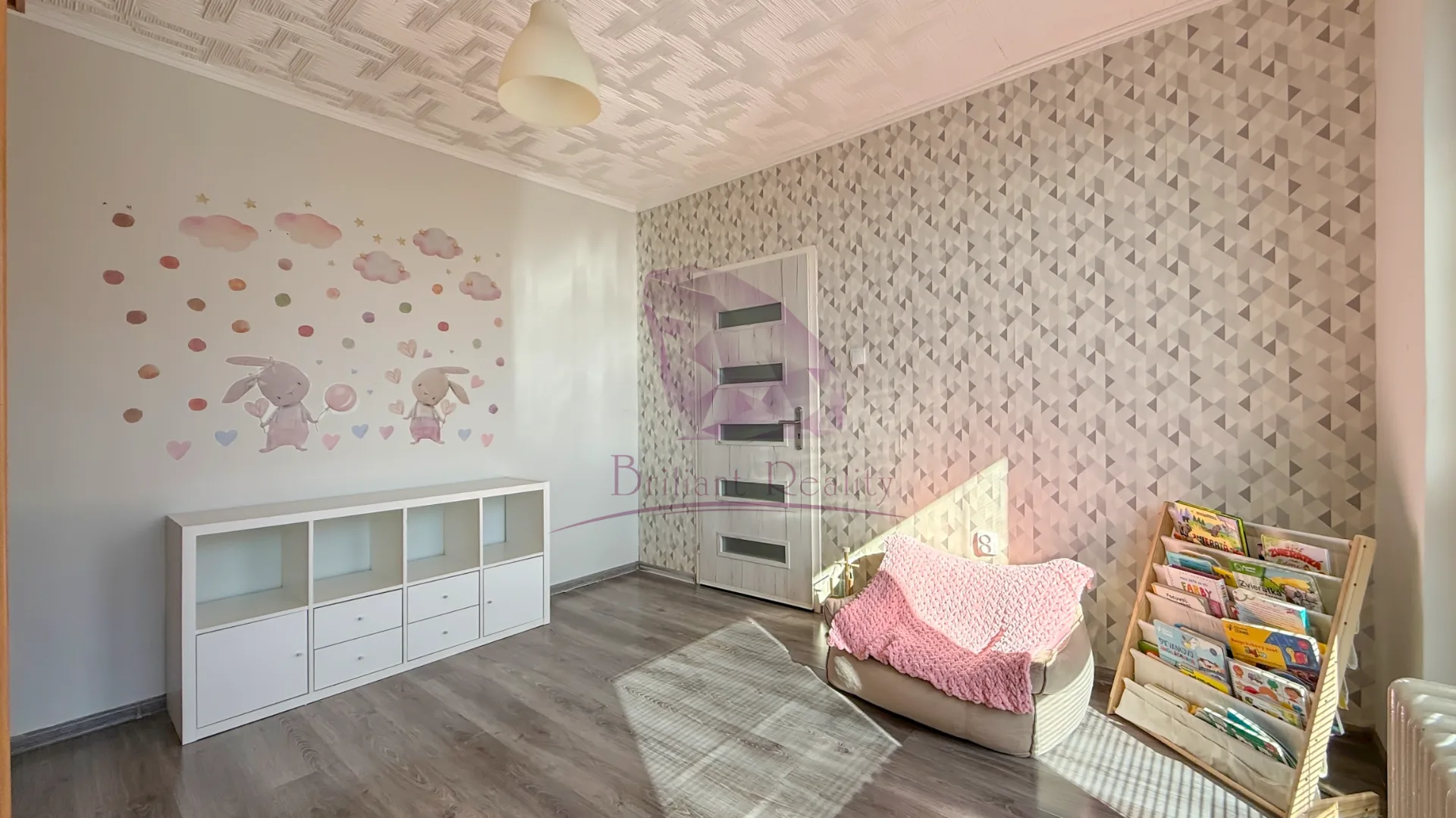3-izbový byt s panoramatickým výhľadom, balkónom a výbornou dispozíciou | Centrum Galanty - foto 17
