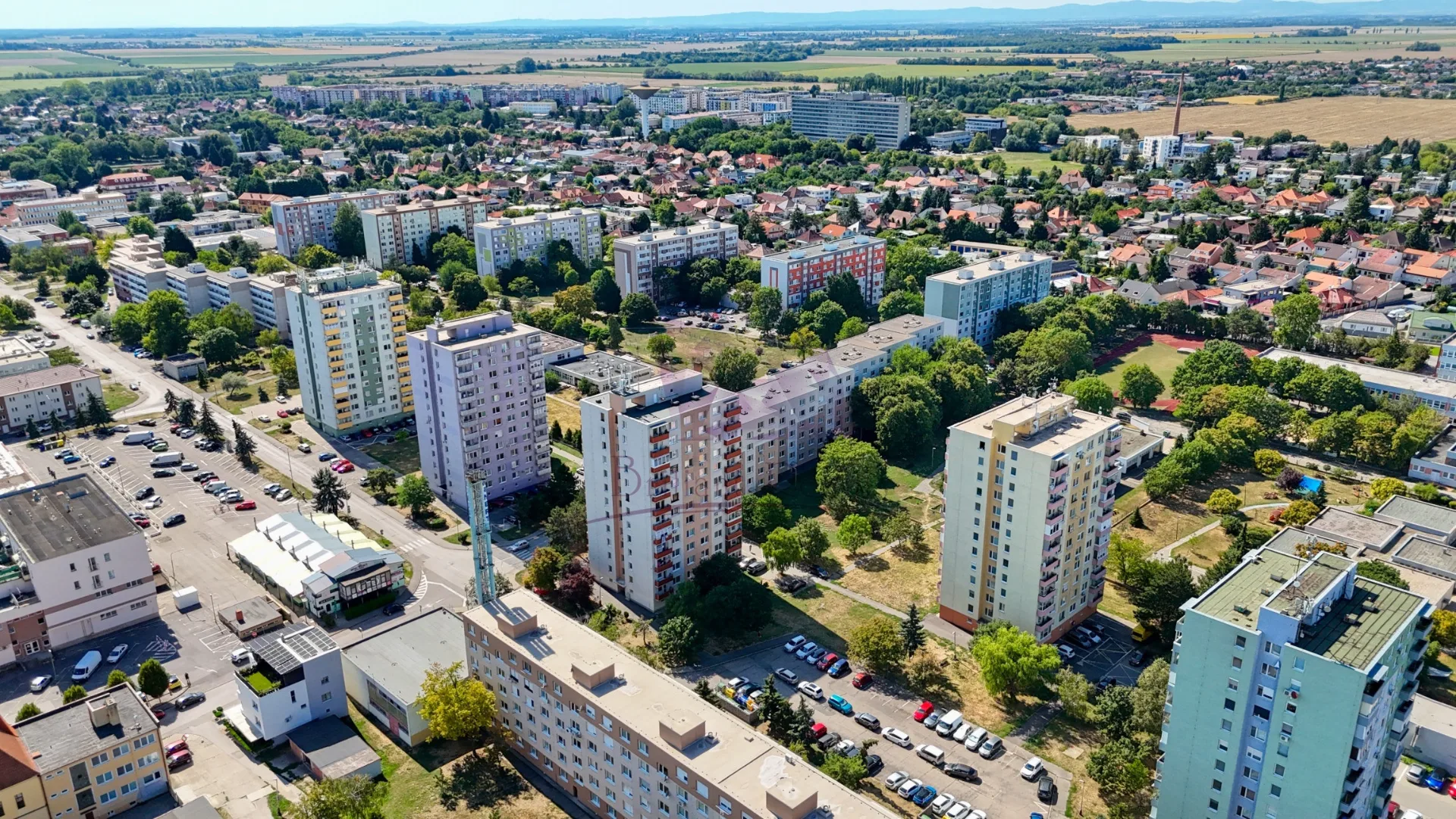 3-izbový byt s panoramatickým výhľadom, balkónom a výbornou dispozíciou | Centrum Galanty - foto 23