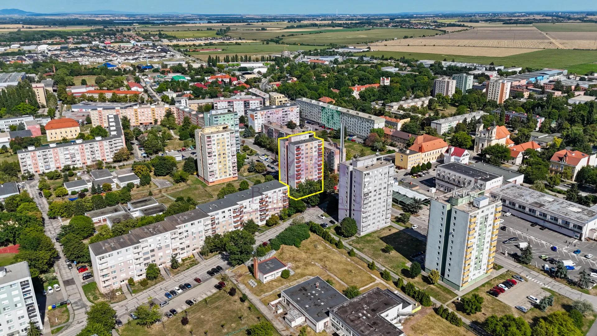 3-izbový byt s panoramatickým výhľadom, balkónom a výbornou dispozíciou | Centrum Galanty - foto 24