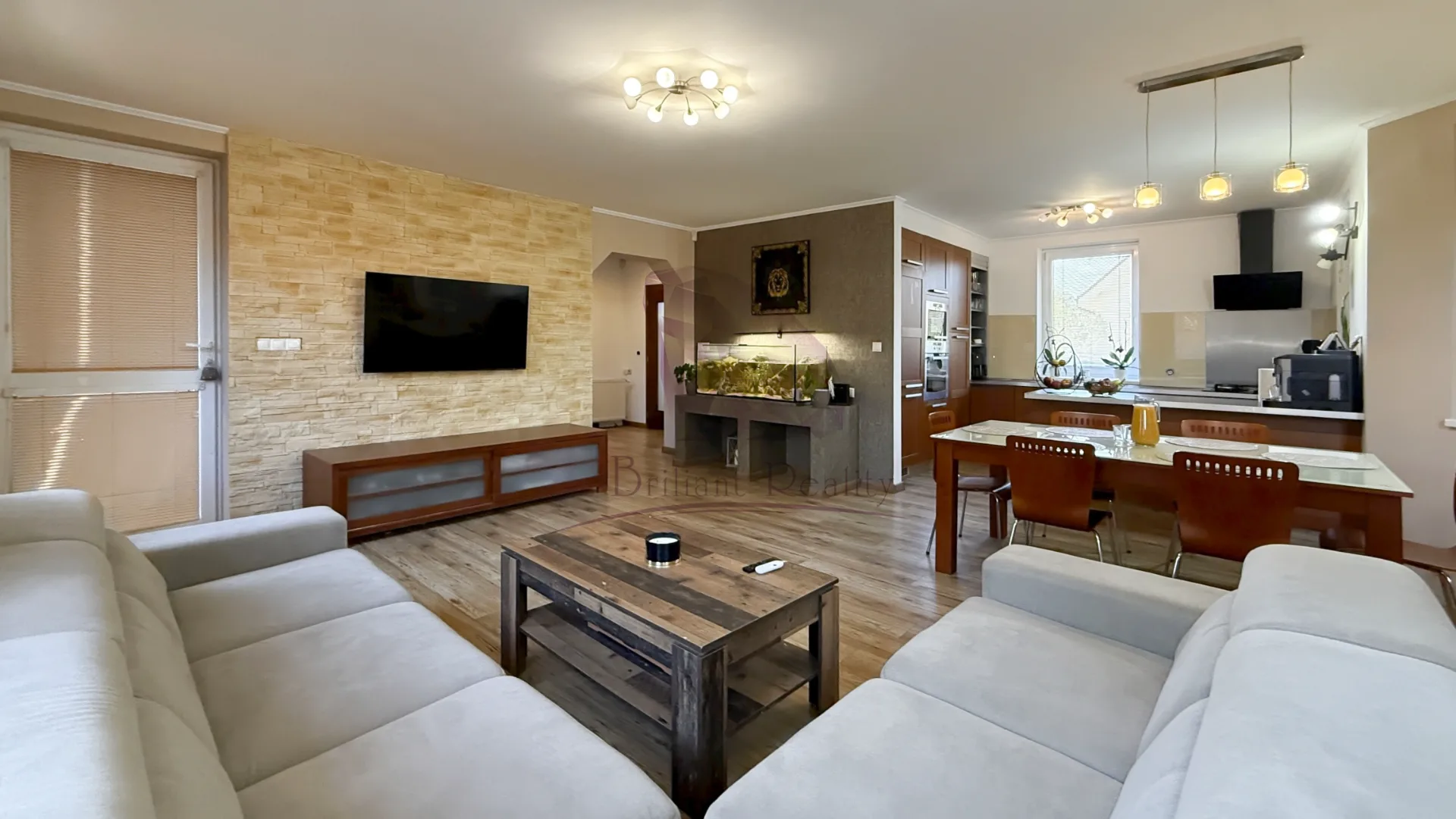 4-izbový rodinný dom v Novej Dedinke s garážou, terasou a pozemkom 322 m² - foto 9