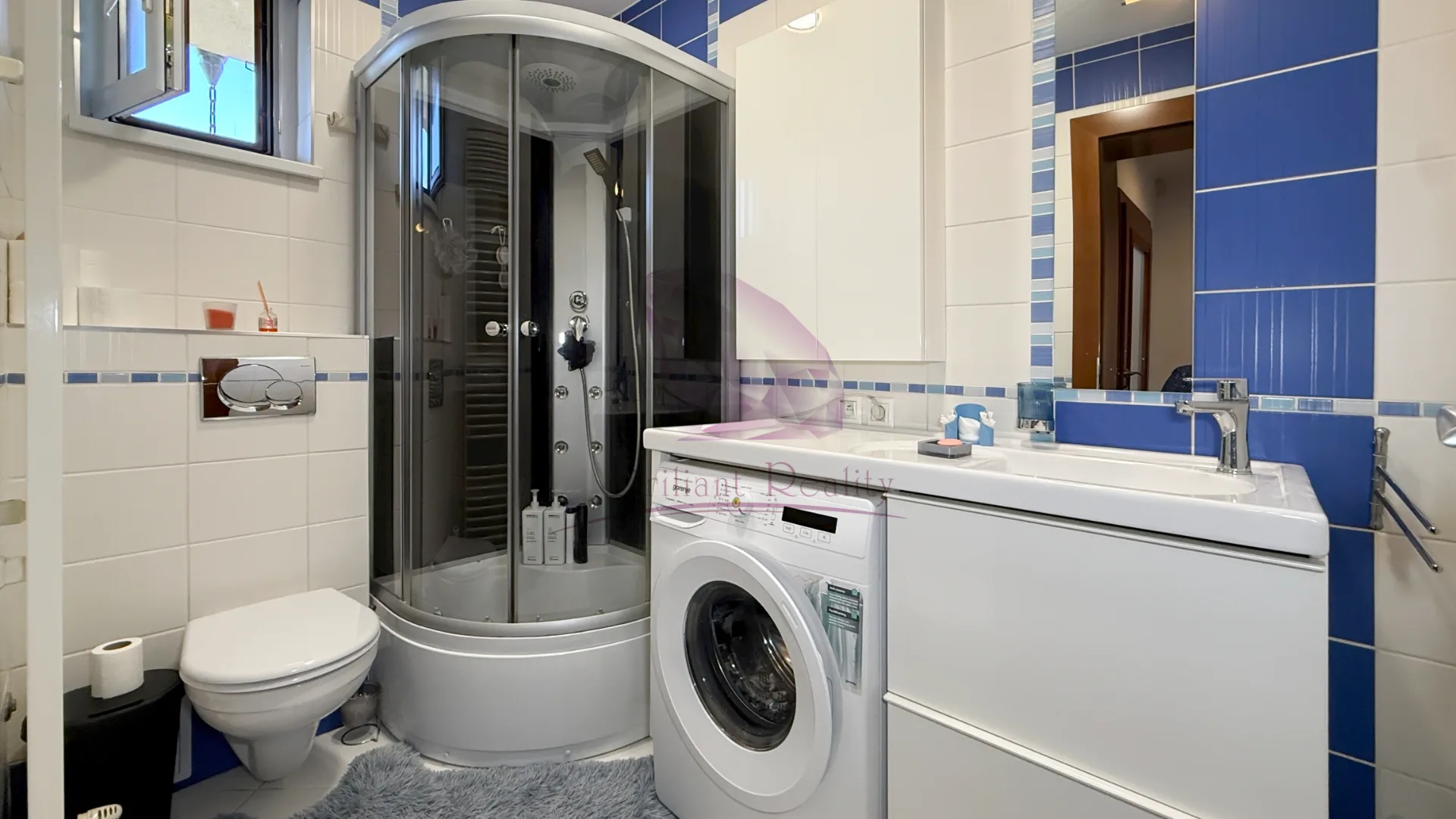 4-izbový rodinný dom v Novej Dedinke s garážou, terasou a pozemkom 322 m² - foto 10