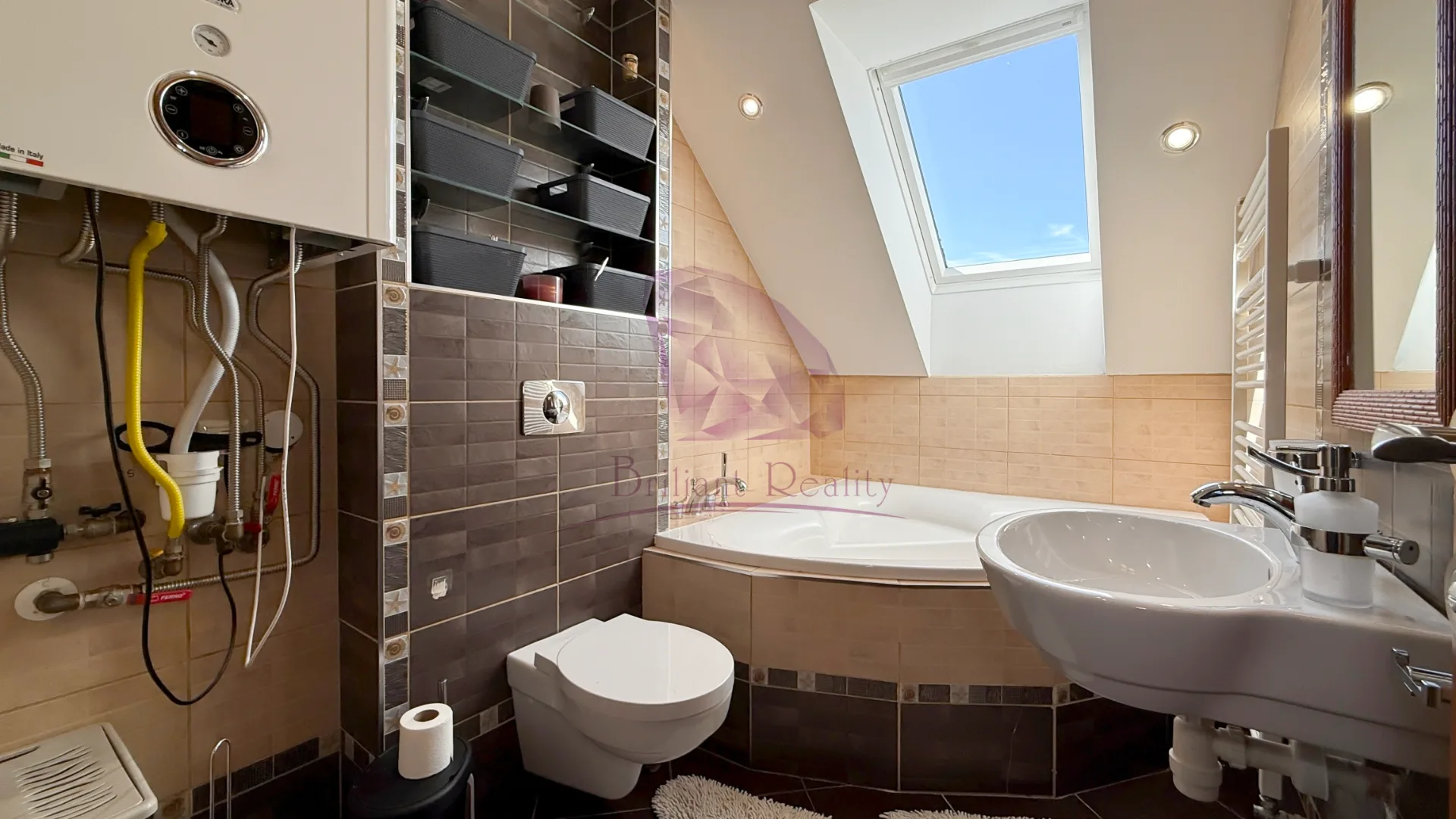 4-izbový rodinný dom v Novej Dedinke s garážou, terasou a pozemkom 322 m² - foto 14