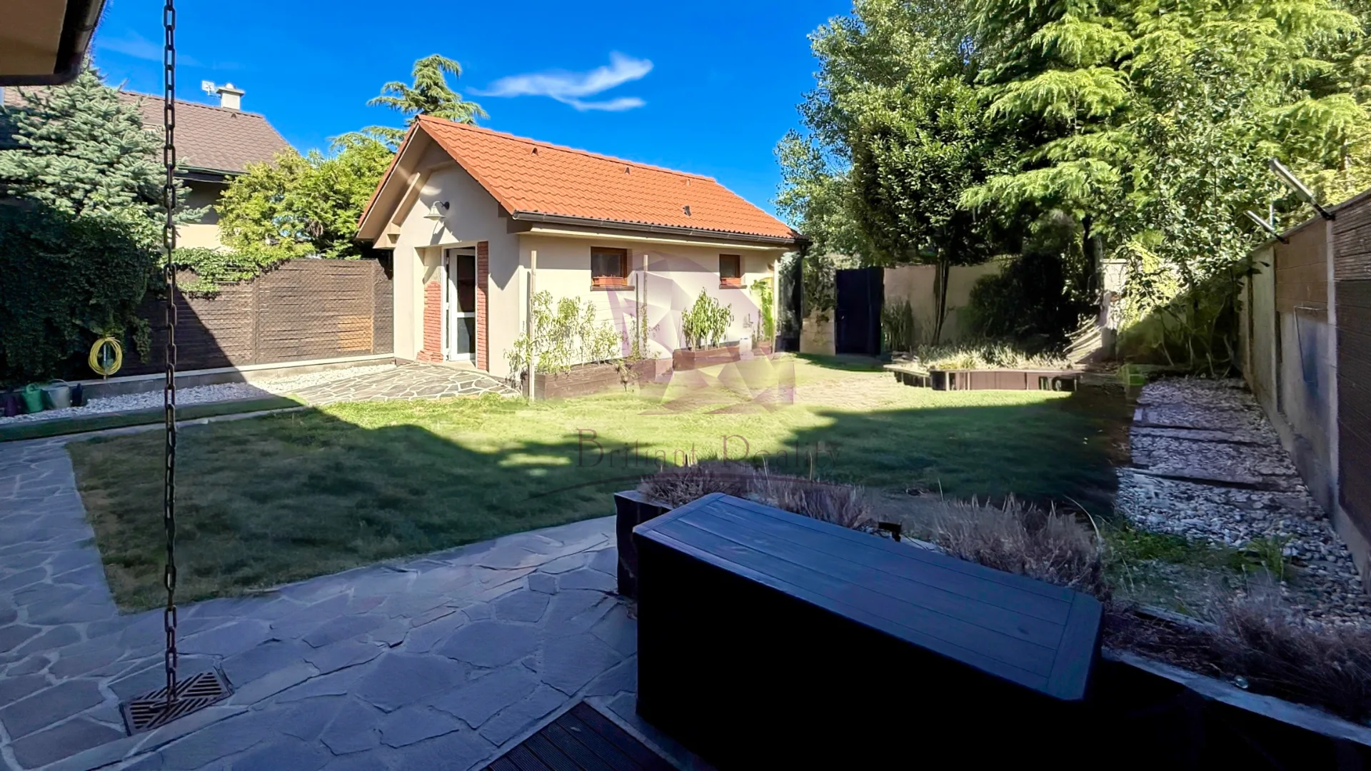 4-izbový rodinný dom v Novej Dedinke s garážou, terasou a pozemkom 322 m² - foto 30