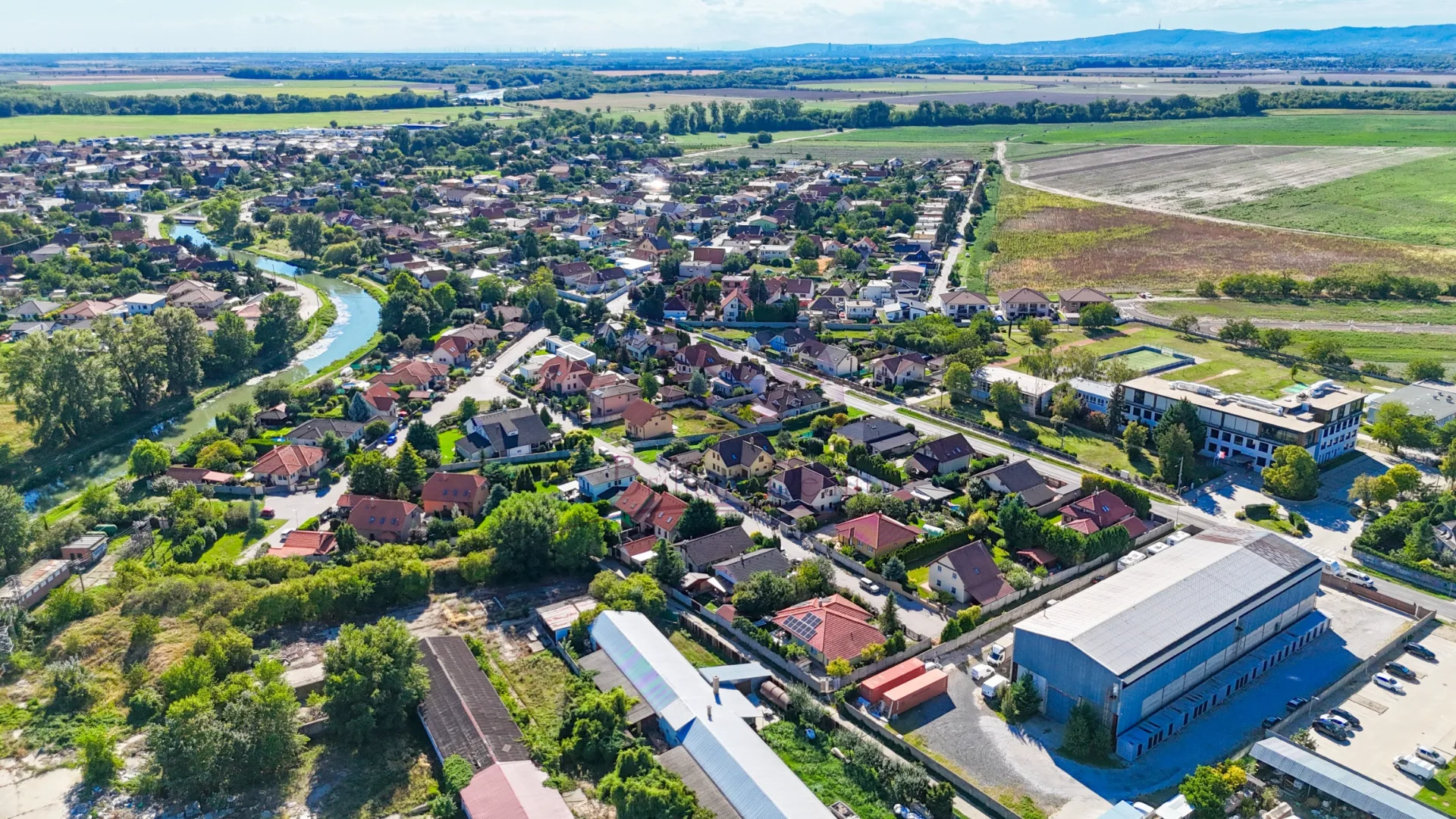 4-izbový rodinný dom v Novej Dedinke s garážou, terasou a pozemkom 322 m² - foto 35